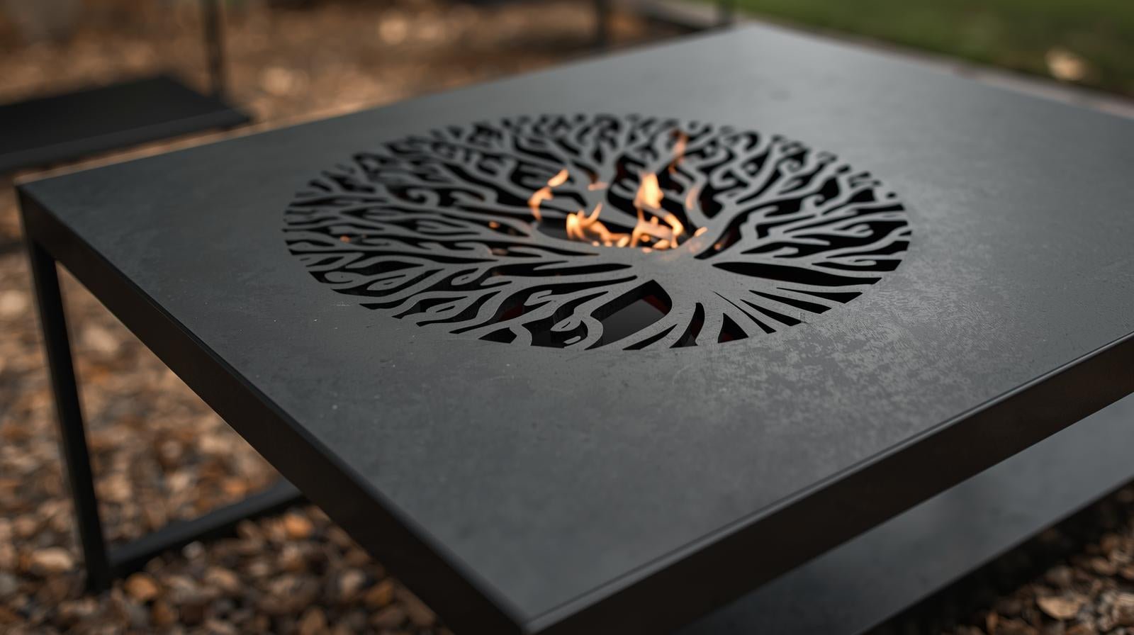 Yggdrasil - Largodes - drewno, stal, kamień i światlo w harmonii designu